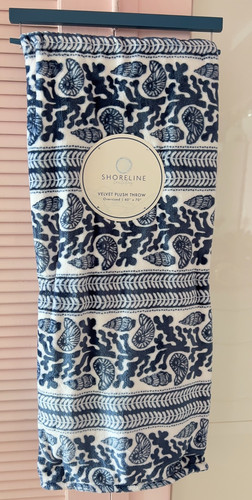 Plush throw blanket oversized - plush,